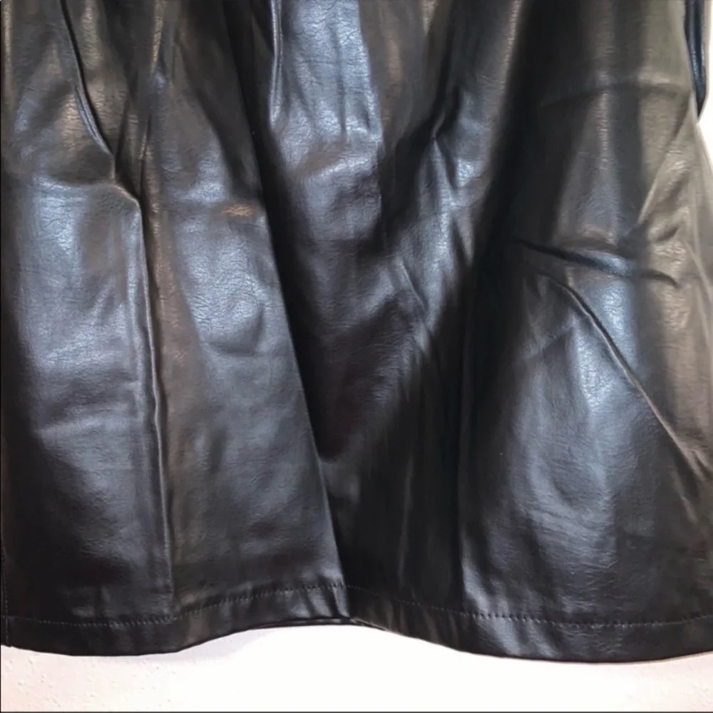 Xhilaration Faux Leather Look Size 11 Knee Length Polyurethane Skirt